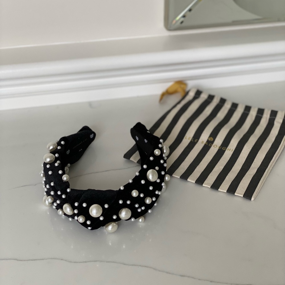 Lele Sadoughi Black Faux Pearl & Velvet Headband